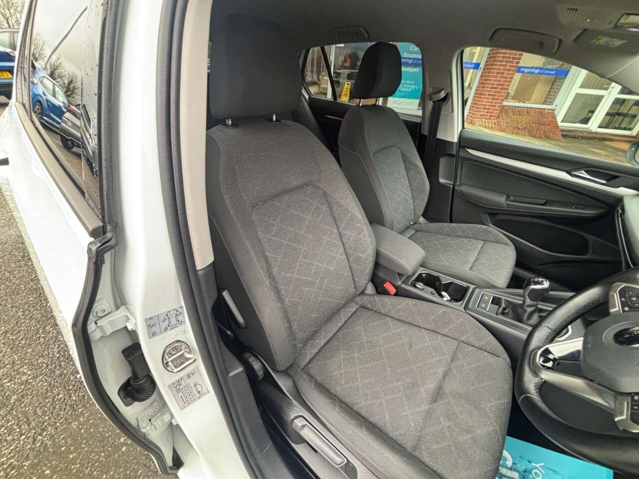 2021 VOLKSWAGEN GOLF 2021 VOLKSWAGEN GOLF