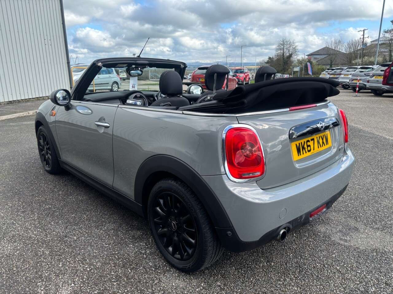 A 2017 MINI CONVERTIBLE 1.5 Cooper Convertible 2dr Petrol Manual Euro 6 (s/s) (136 ps) A 2017 MINI CONVERTIBLE 1.5 Cooper Convertible 2dr Petrol Manual Euro 6 (s/s) (136 ps)