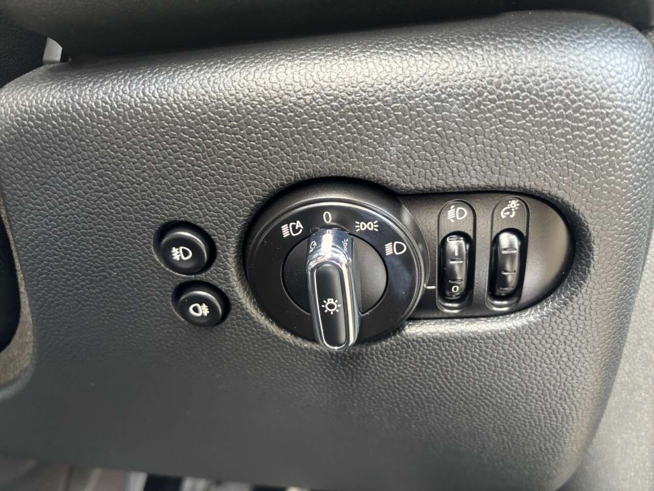 2017 MINI CONVERTIBLE 2017 MINI CONVERTIBLE