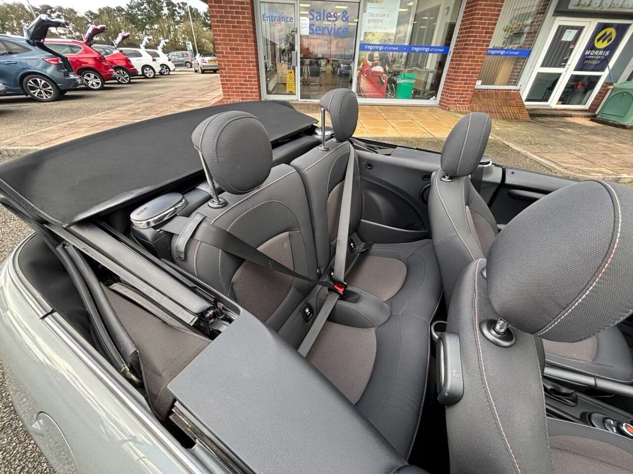 2017 MINI CONVERTIBLE 2017 MINI CONVERTIBLE