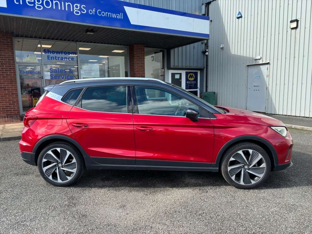 A 2022 SEAT ARONA 1.0 TSI FR Sport SUV 5dr Petrol Manual Euro 6 (s/s) (110 ps) A 2022 SEAT ARONA 1.0 TSI FR Sport SUV 5dr Petrol Manual Euro 6 (s/s) (110 ps)