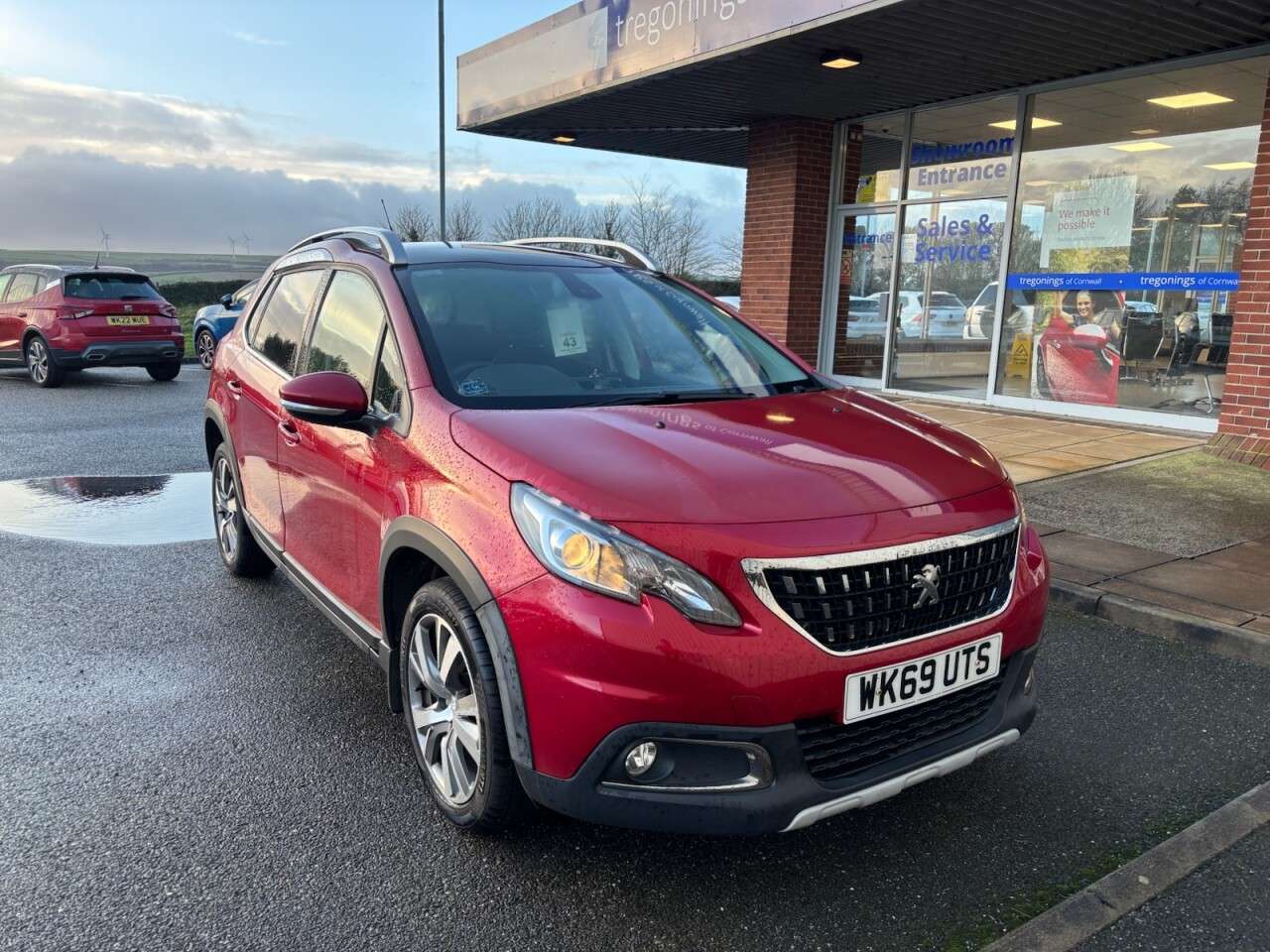 A 2019 PEUGEOT 2008 1.2 PureTech Allure Premium SUV 5dr Petrol EAT Euro 6 (s/s) (110 ps) A 2019 PEUGEOT 2008 1.2 PureTech Allure Premium SUV 5dr Petrol EAT Euro 6 (s/s) (110 ps)