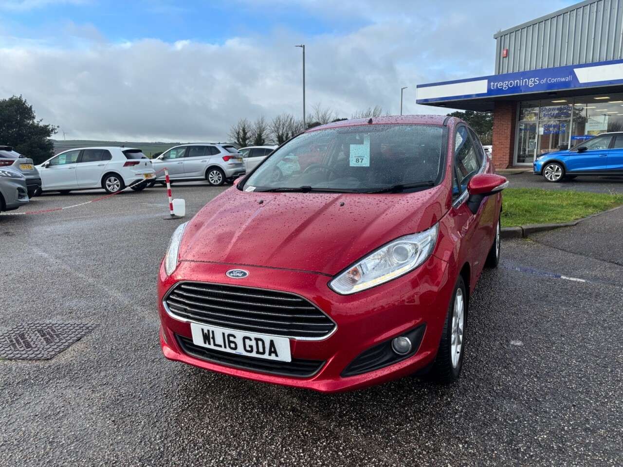 A 2016 FORD FIESTA 1.0T EcoBoost Zetec Hatchback 3dr Petrol Manual Euro 6 (s/s) (100 ps) A 2016 FORD FIESTA 1.0T EcoBoost Zetec Hatchback 3dr Petrol Manual Euro 6 (s/s) (100 ps)