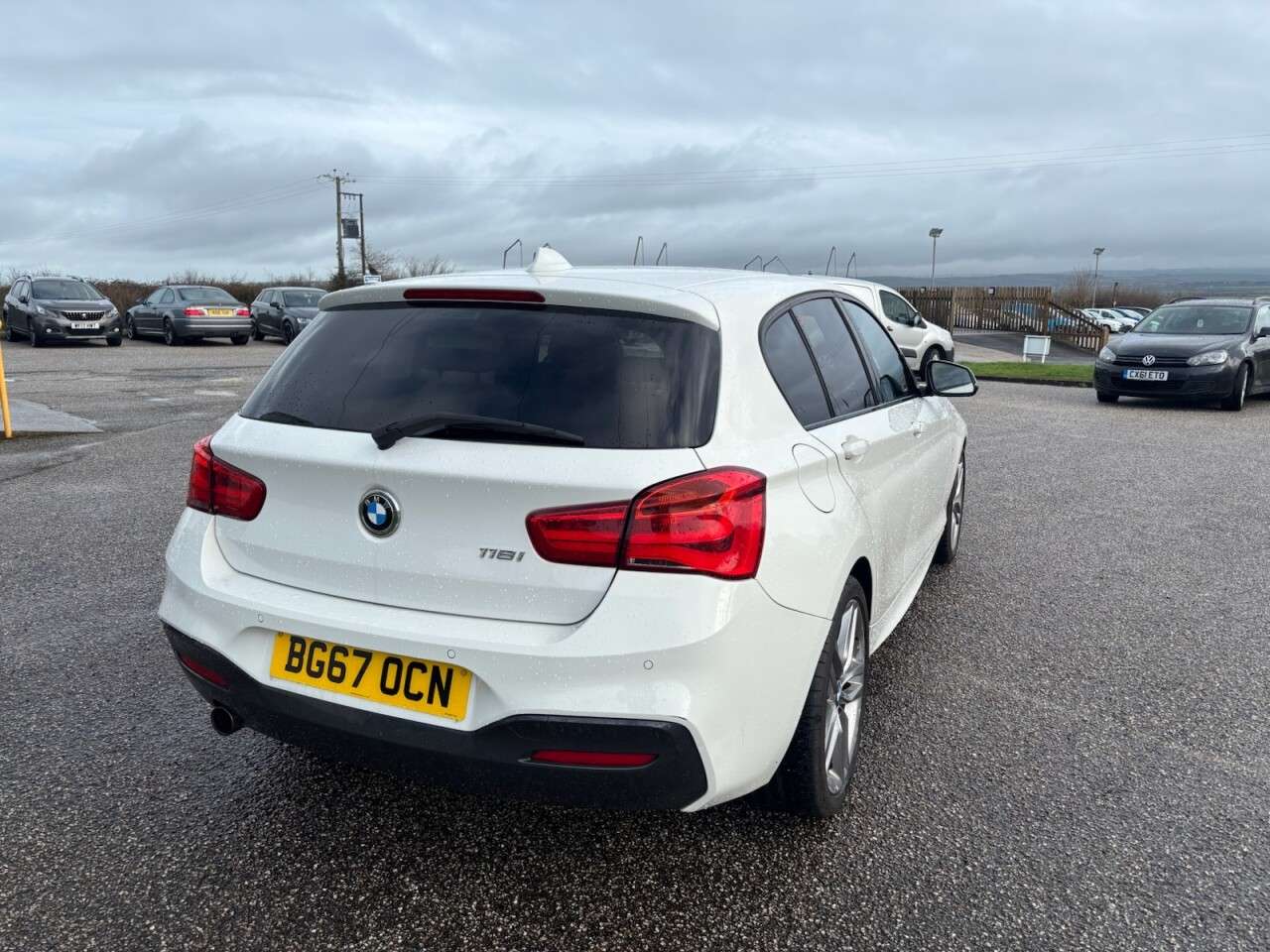 A 2017 BMW 1 SERIES 1.5 118i M Sport Hatchback 5dr Petrol Auto Euro 6 (s/s) (136 ps) A 2017 BMW 1 SERIES 1.5 118i M Sport Hatchback 5dr Petrol Auto Euro 6 (s/s) (136 ps)