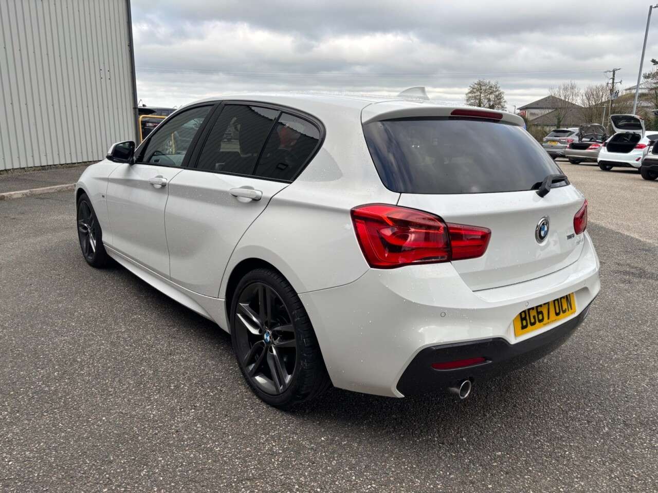 A 2017 BMW 1 SERIES 1.5 118i M Sport Hatchback 5dr Petrol Auto Euro 6 (s/s) (136 ps) A 2017 BMW 1 SERIES 1.5 118i M Sport Hatchback 5dr Petrol Auto Euro 6 (s/s) (136 ps)