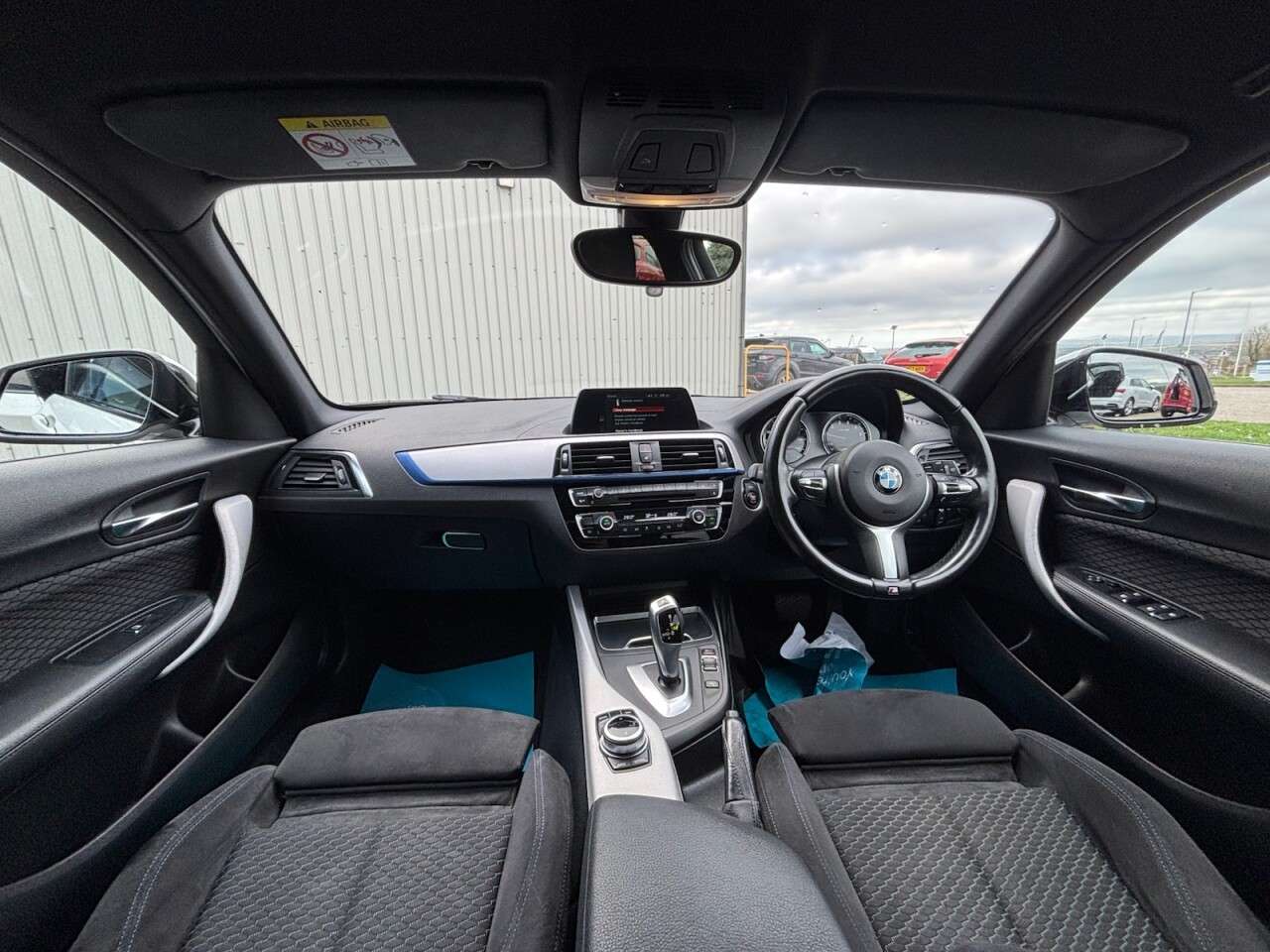 A 2017 BMW 1 SERIES 1.5 118i M Sport Hatchback 5dr Petrol Auto Euro 6 (s/s) (136 ps) A 2017 BMW 1 SERIES 1.5 118i M Sport Hatchback 5dr Petrol Auto Euro 6 (s/s) (136 ps)