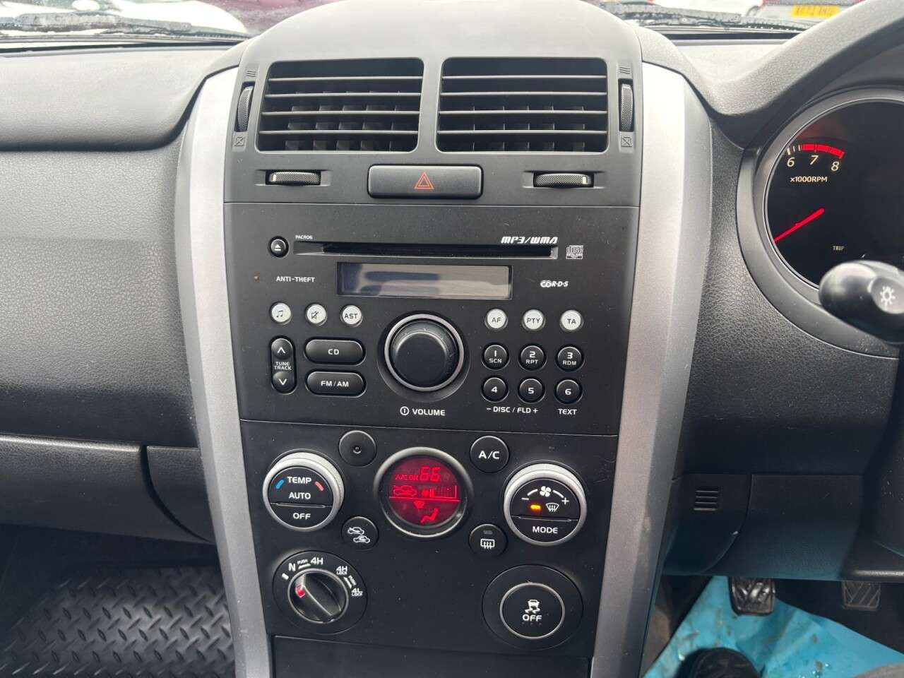 2013 SUZUKI GRAND VITARA 2013 SUZUKI GRAND VITARA