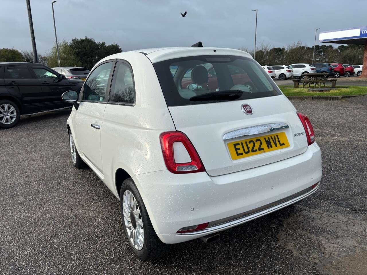 A 2022 FIAT 500 1.0 MHEV Dolcevita Hatchback 3dr Petrol Manual Euro 6 (s/s) (70 bhp) A 2022 FIAT 500 1.0 MHEV Dolcevita Hatchback 3dr Petrol Manual Euro 6 (s/s) (70 bhp)