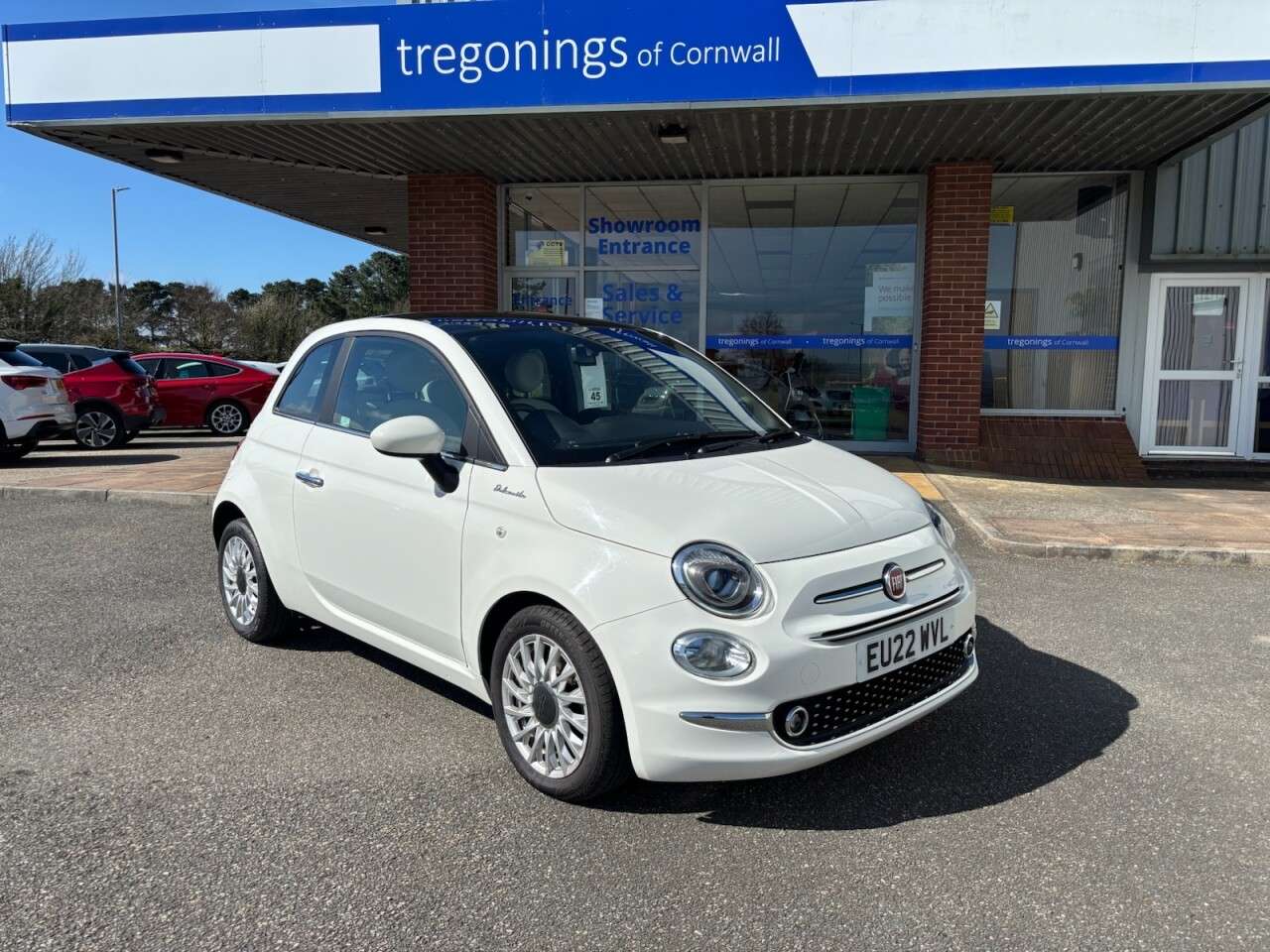 A 2022 FIAT 500 1.0 MHEV Dolcevita Hatchback 3dr Petrol Manual Euro 6 (s/s) (70 bhp) A 2022 FIAT 500 1.0 MHEV Dolcevita Hatchback 3dr Petrol Manual Euro 6 (s/s) (70 bhp)
