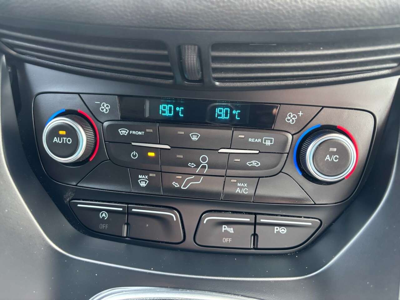 2019 FORD KUGA 2019 FORD KUGA
