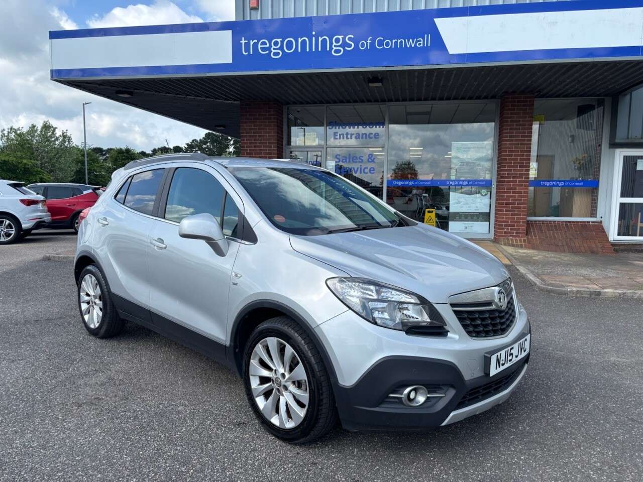 A 2015 VAUXHALL MOKKA 1.6 SE SUV 5dr Petrol Manual 2WD Euro 5 (s/s) (115 ps) A 2015 VAUXHALL MOKKA 1.6 SE SUV 5dr Petrol Manual 2WD Euro 5 (s/s) (115 ps)