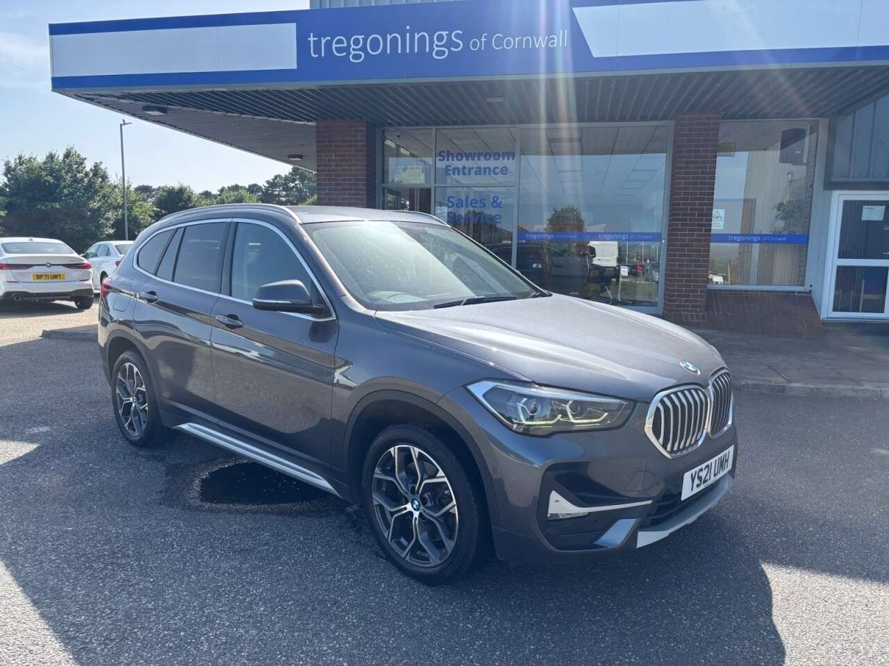A 2021 BMW X1 2.0 20i xLine SUV 5dr Petrol Auto xDrive Euro 6 (s/s) (178 ps) A 2021 BMW X1 2.0 20i xLine SUV 5dr Petrol Auto xDrive Euro 6 (s/s) (178 ps)