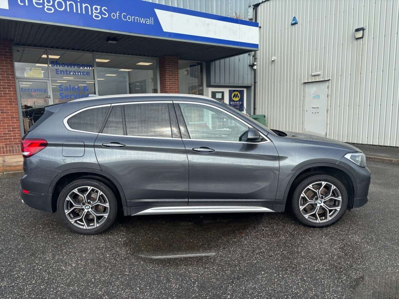 A 2021 BMW X1 2.0 20i xLine SUV 5dr Petrol Auto xDrive Euro 6 (s/s) (178 ps) A 2021 BMW X1 2.0 20i xLine SUV 5dr Petrol Auto xDrive Euro 6 (s/s) (178 ps)