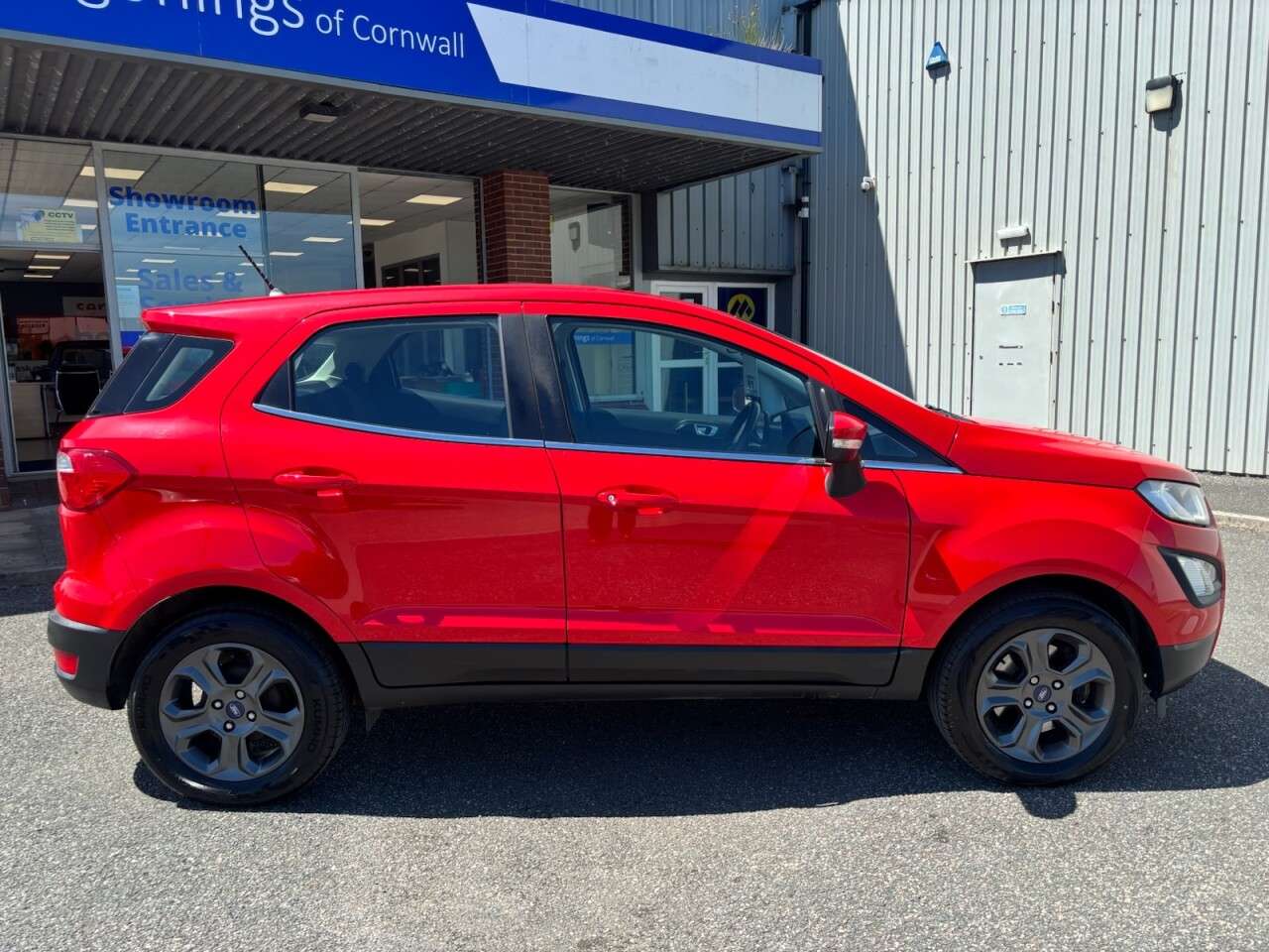 A 2018 FORD ECOSPORT 1.0T EcoBoost Zetec SUV 5dr Petrol Manual Euro 6 (s/s) (125 ps) A 2018 FORD ECOSPORT 1.0T EcoBoost Zetec SUV 5dr Petrol Manual Euro 6 (s/s) (125 ps)