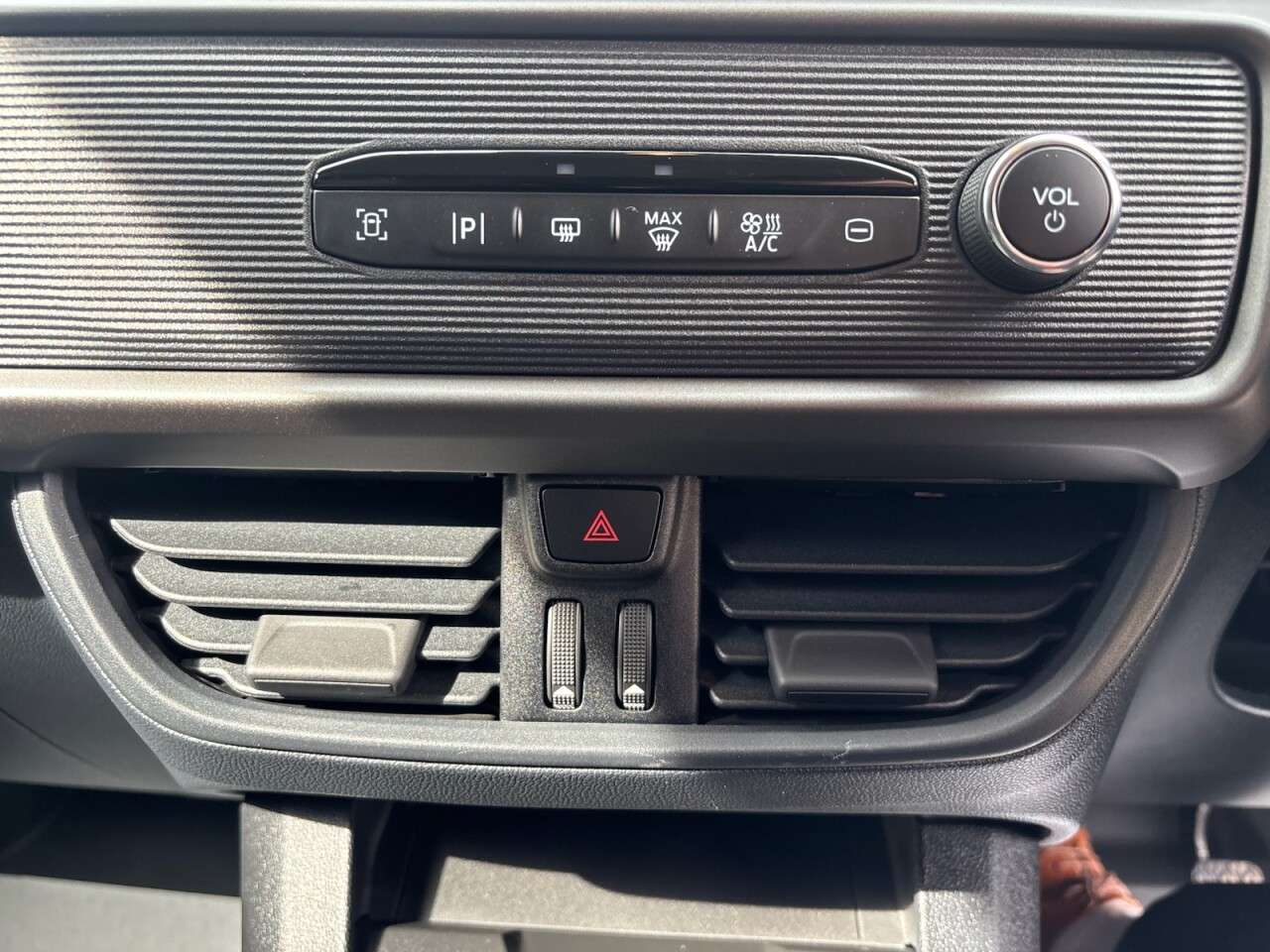 2025 FORD TRANSIT COURIER 2025 FORD TRANSIT COURIER