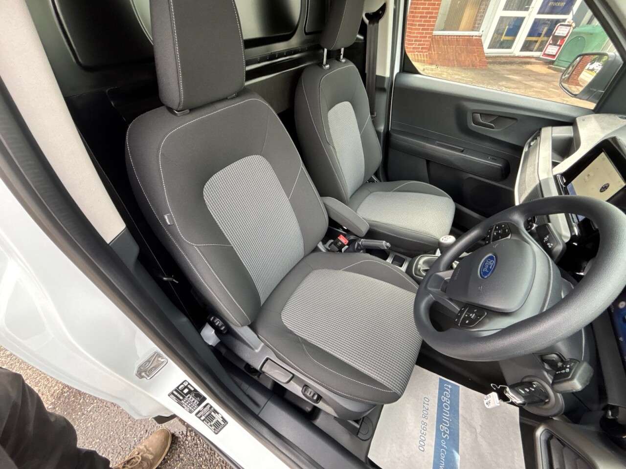 2025 FORD TRANSIT COURIER 2025 FORD TRANSIT COURIER