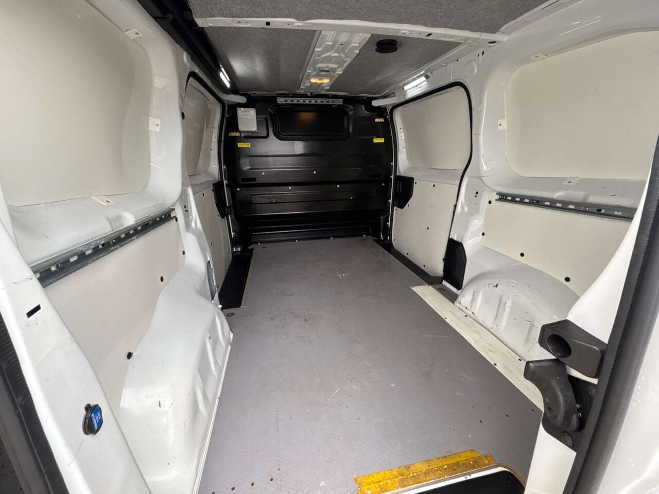 2022 VAUXHALL VIVARO 2022 VAUXHALL VIVARO