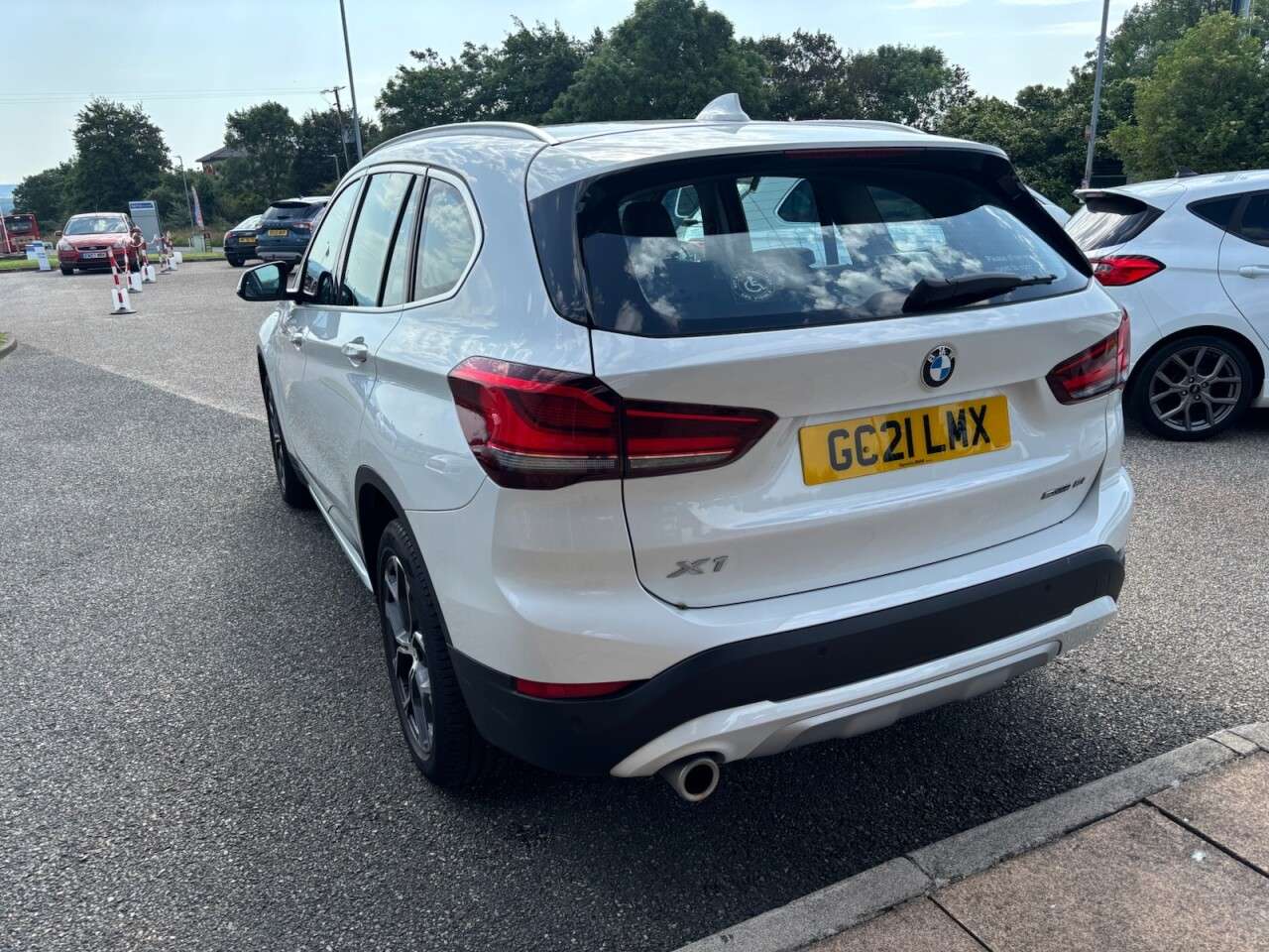 A 2021 BMW X1 1.5 18i xLine SUV 5dr Petrol Manual sDrive Euro 6 (s/s) (136 ps) A 2021 BMW X1 1.5 18i xLine SUV 5dr Petrol Manual sDrive Euro 6 (s/s) (136 ps)