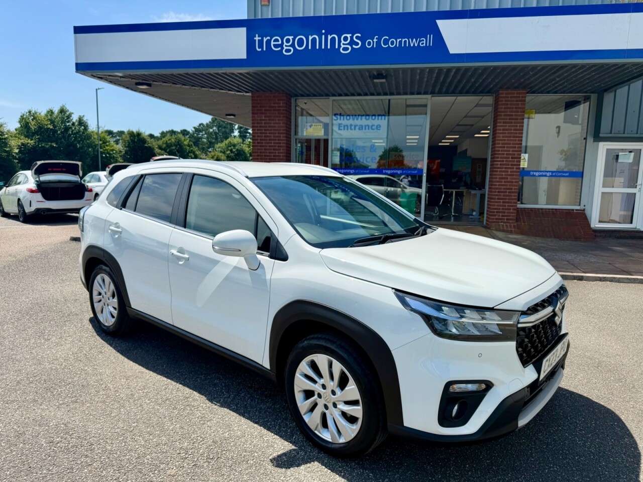 A 2023 SUZUKI S-CROSS 1.4 Boosterjet MHEV Motion SUV 5dr Petrol Hybrid Manual Euro 6 (s/s) (129 p A 2023 SUZUKI S-CROSS 1.4 Boosterjet MHEV Motion SUV 5dr Petrol Hybrid Manual Euro 6 (s/s) (129 p
