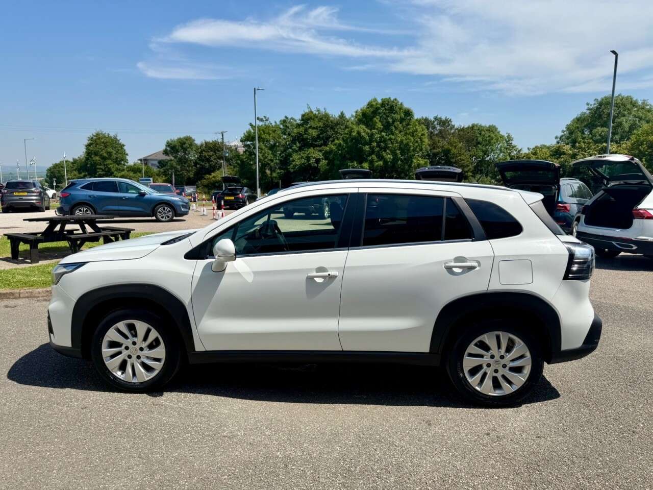 2023 SUZUKI S-CROSS 2023 SUZUKI S-CROSS
