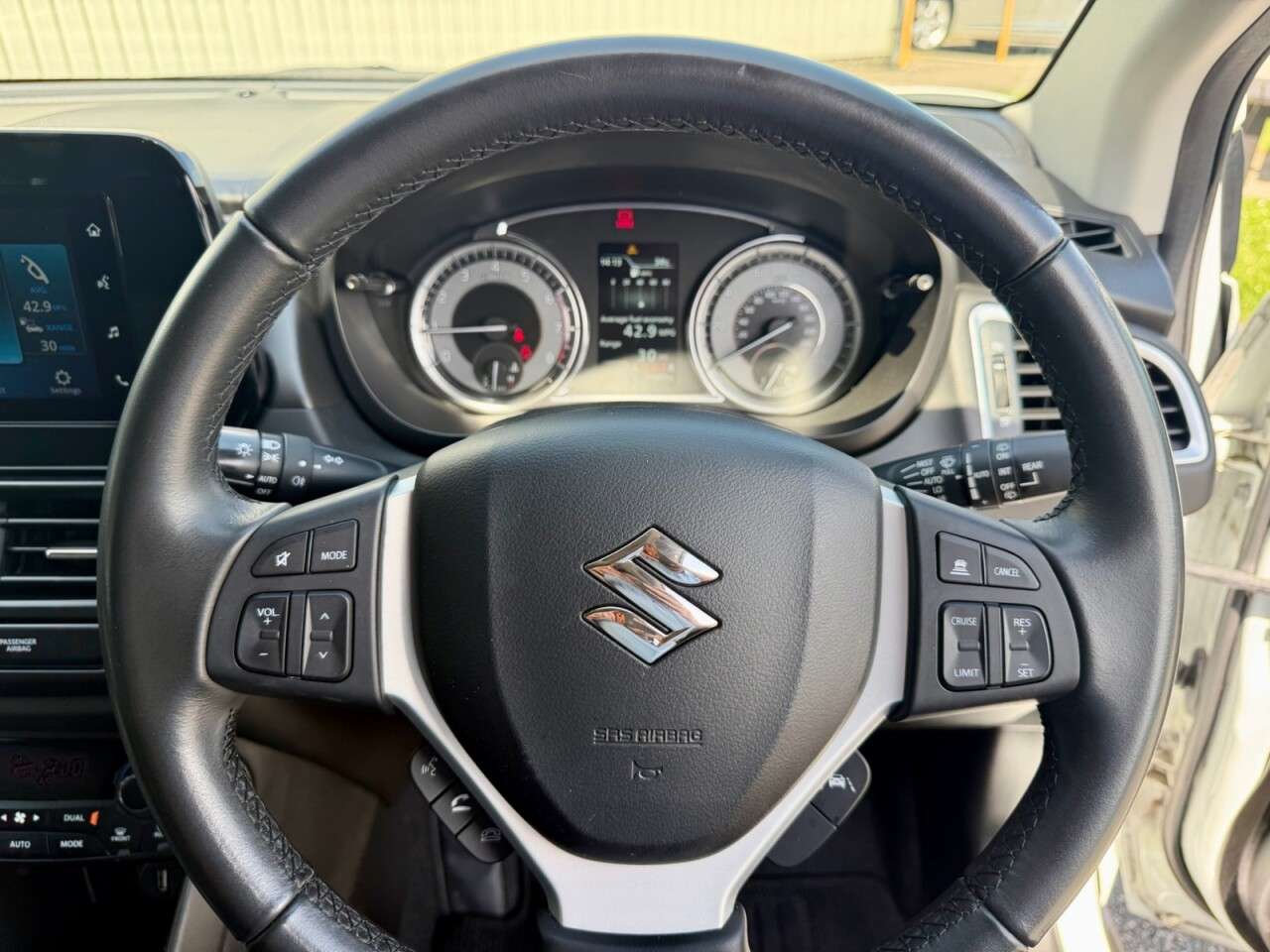 2023 SUZUKI S-CROSS 2023 SUZUKI S-CROSS
