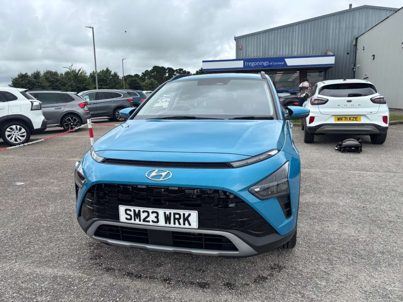 A 2023 HYUNDAI BAYON 1.0 T-GDi MHEV Premium SUV 5dr Petrol Hybrid Manual Euro 6 (s/s) (120 ps) A 2023 HYUNDAI BAYON 1.0 T-GDi MHEV Premium SUV 5dr Petrol Hybrid Manual Euro 6 (s/s) (120 ps)