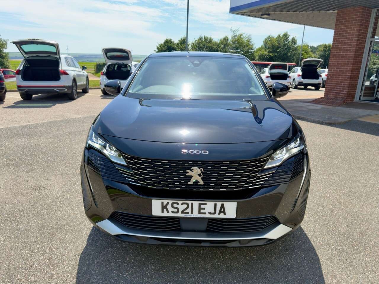 A 2021 PEUGEOT 3008 1.5 BlueHDi Allure SUV 5dr Diesel Manual Euro 6 (s/s) (130 ps) A 2021 PEUGEOT 3008 1.5 BlueHDi Allure SUV 5dr Diesel Manual Euro 6 (s/s) (130 ps)