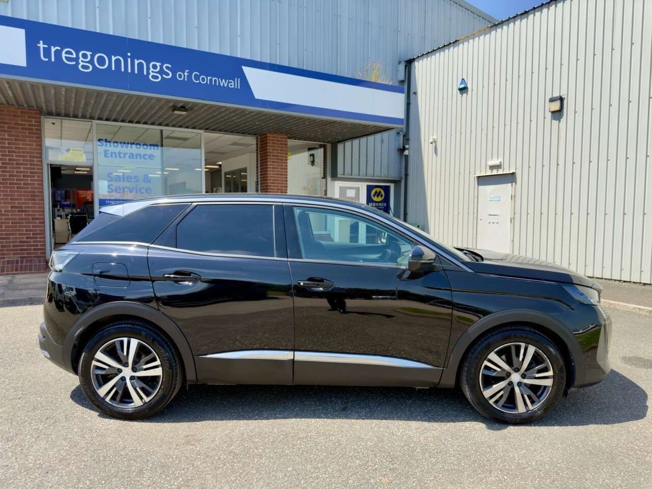 A 2021 PEUGEOT 3008 1.5 BlueHDi Allure SUV 5dr Diesel Manual Euro 6 (s/s) (130 ps) A 2021 PEUGEOT 3008 1.5 BlueHDi Allure SUV 5dr Diesel Manual Euro 6 (s/s) (130 ps)