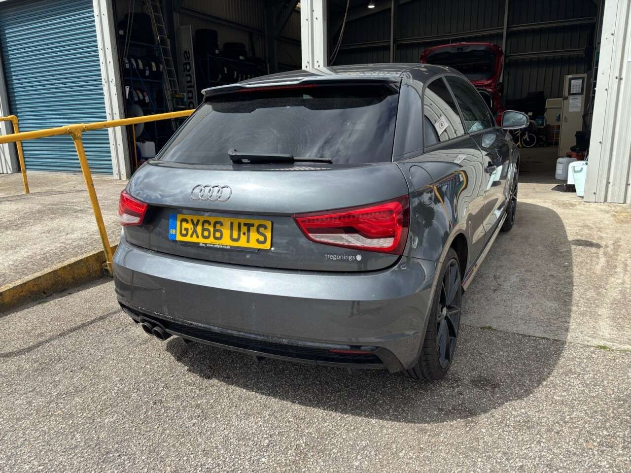 A 2016 AUDI A1 1.4 TFSI CoD Black Edition Hatchback 3dr Petrol Manual Euro 6 (s/s) (150 ps A 2016 AUDI A1 1.4 TFSI CoD Black Edition Hatchback 3dr Petrol Manual Euro 6 (s/s) (150 ps