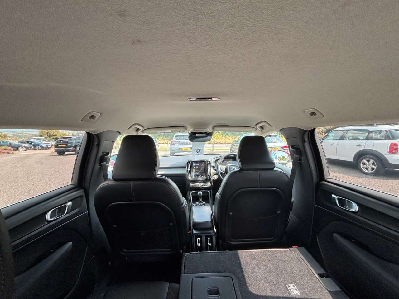 A 2021 VOLVO XC40 1.5 T3 Inscription Pro SUV 5dr Petrol Manual Euro 6 (s/s) (163 ps) A 2021 VOLVO XC40 1.5 T3 Inscription Pro SUV 5dr Petrol Manual Euro 6 (s/s) (163 ps)