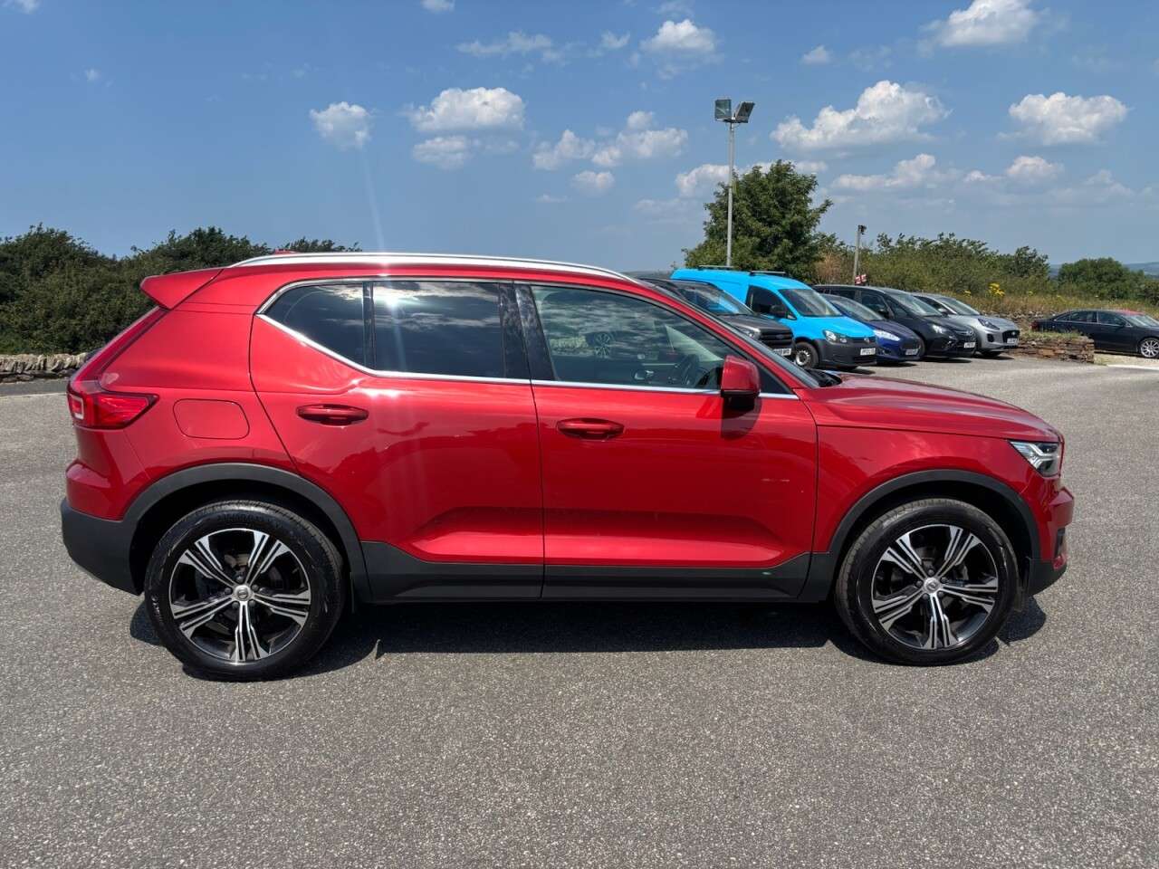 A 2021 VOLVO XC40 1.5 T3 Inscription Pro SUV 5dr Petrol Manual Euro 6 (s/s) (163 ps) A 2021 VOLVO XC40 1.5 T3 Inscription Pro SUV 5dr Petrol Manual Euro 6 (s/s) (163 ps)
