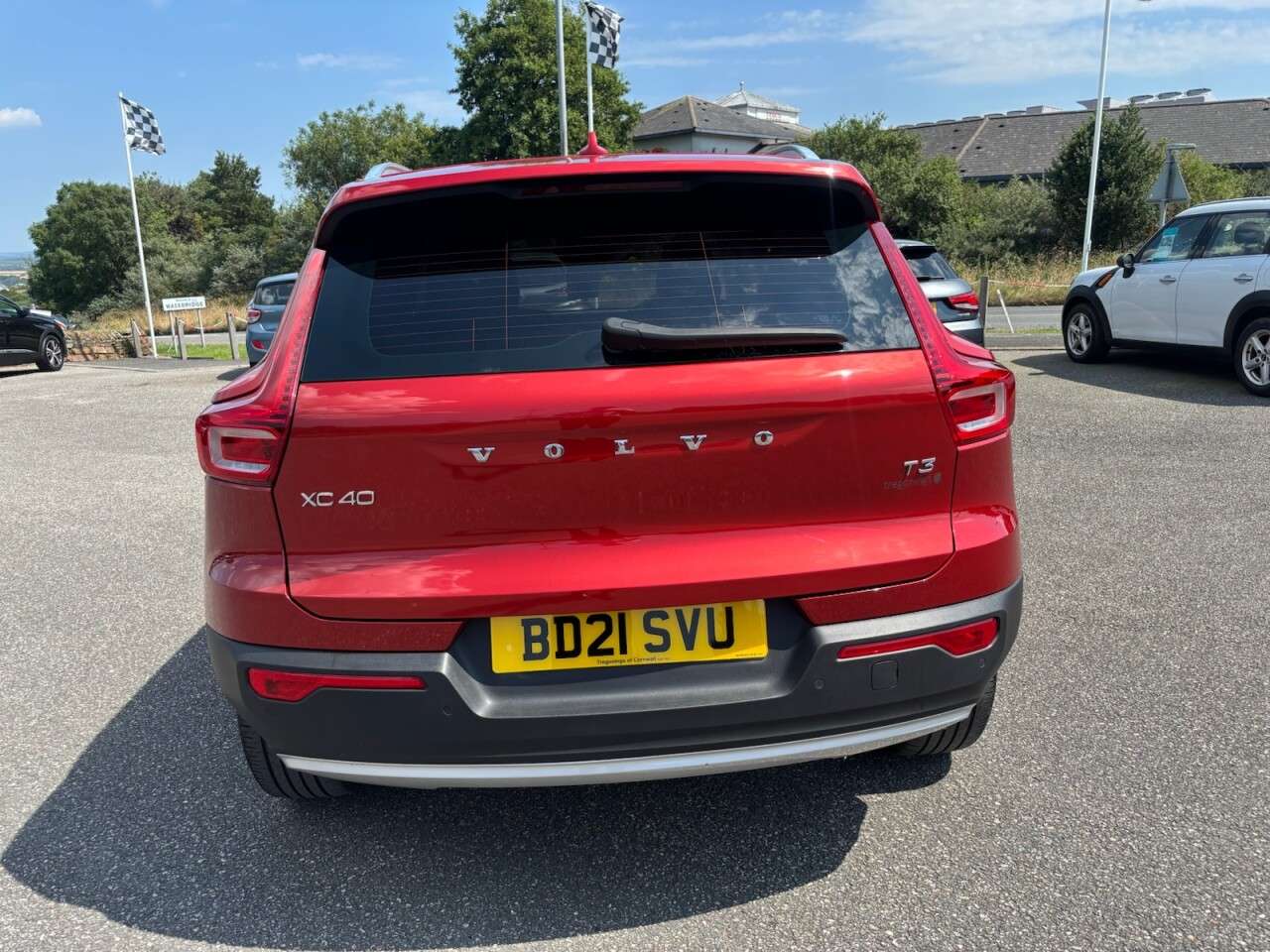 2021 VOLVO XC40 2021 VOLVO XC40