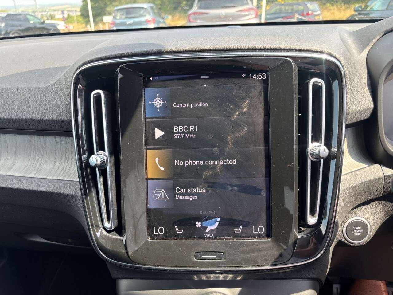 2021 VOLVO XC40 2021 VOLVO XC40