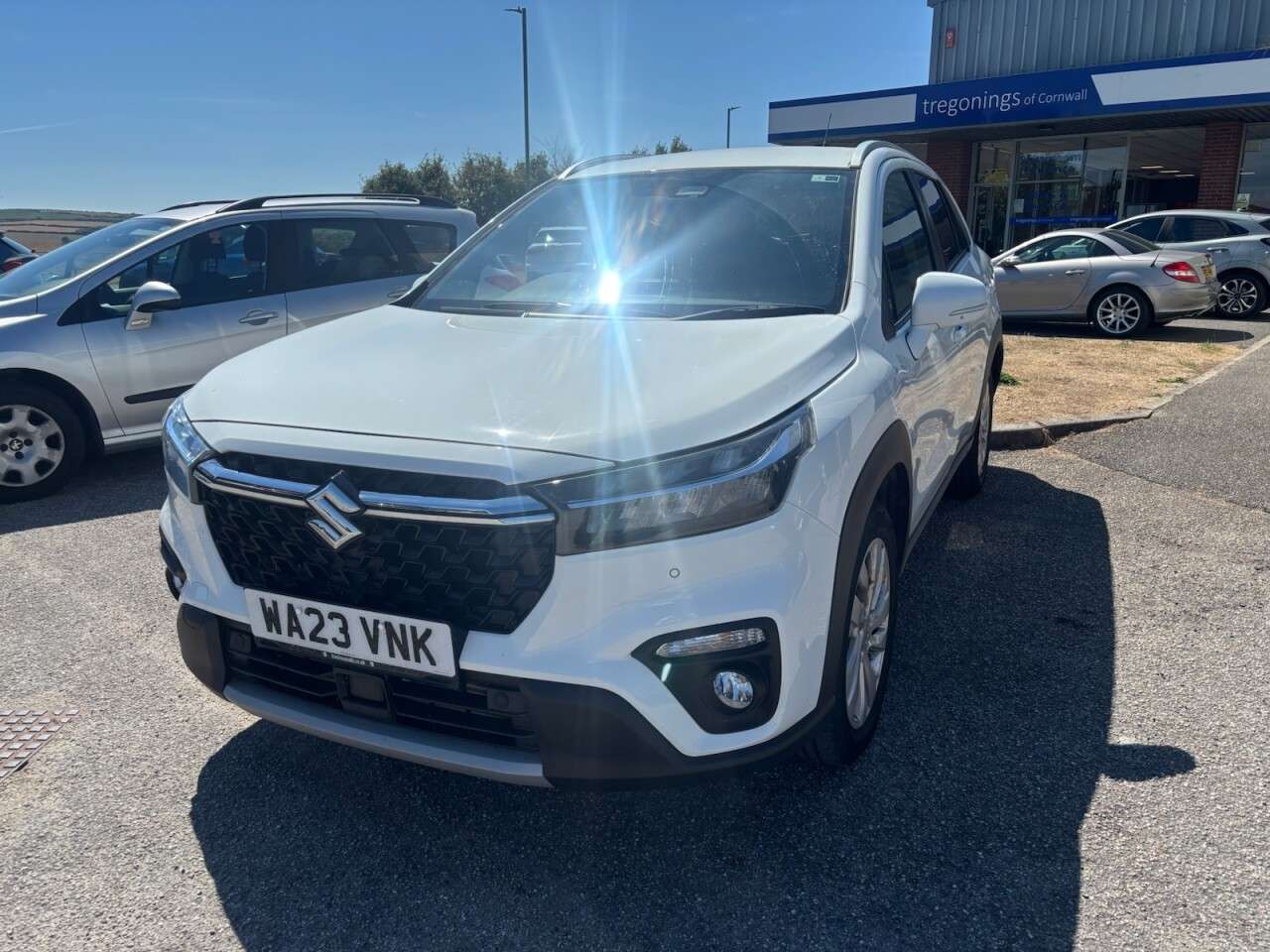 A 2023 SUZUKI S-CROSS 1.4 Boosterjet MHEV Motion SUV 5dr Petrol Hybrid Manual Euro 6 (s/s) (129 p A 2023 SUZUKI S-CROSS 1.4 Boosterjet MHEV Motion SUV 5dr Petrol Hybrid Manual Euro 6 (s/s) (129 p