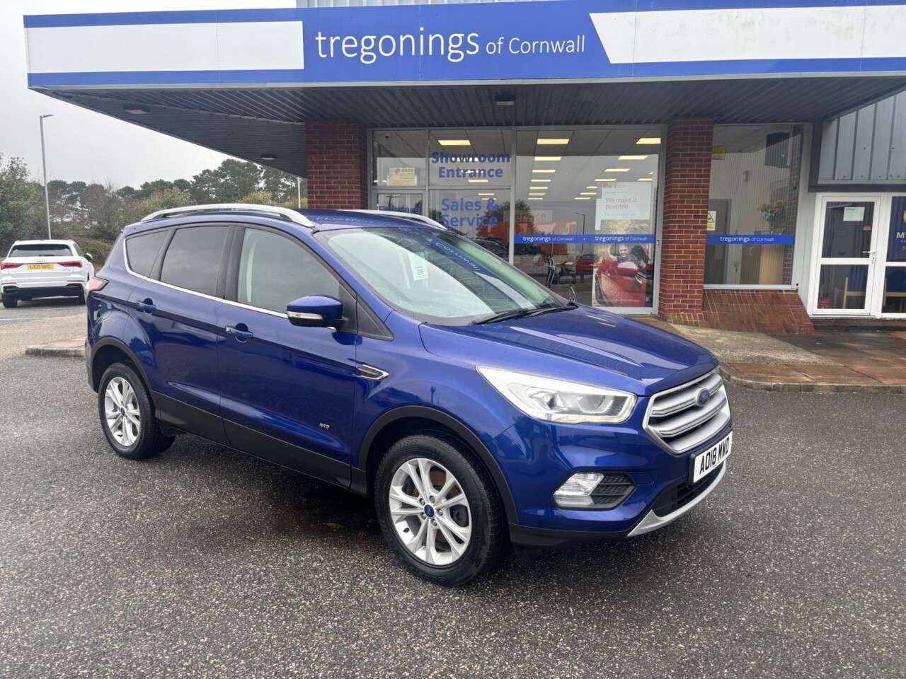 A 2018 FORD KUGA 2.0 TDCi Titanium SUV 5dr Diesel Manual AWD Euro 6 (s/s) (180 ps) A 2018 FORD KUGA 2.0 TDCi Titanium SUV 5dr Diesel Manual AWD Euro 6 (s/s) (180 ps)
