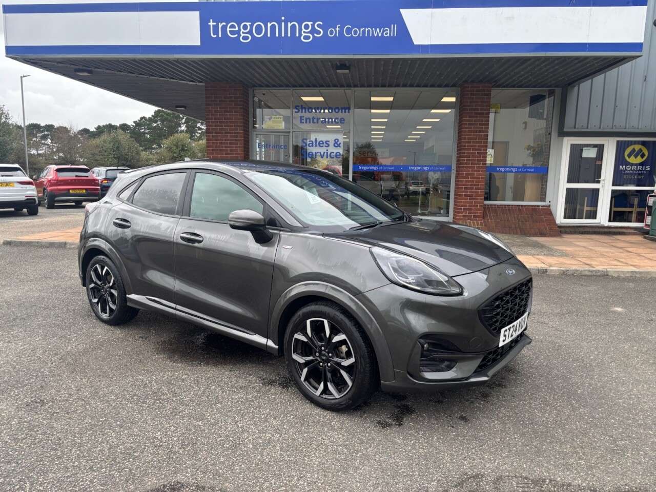 A 2024 FORD PUMA 1.0T EcoBoost MHEV ST-Line X SUV 5dr Petrol Hybrid Manual Euro 6 (s/s) (125 A 2024 FORD PUMA 1.0T EcoBoost MHEV ST-Line X SUV 5dr Petrol Hybrid Manual Euro 6 (s/s) (125