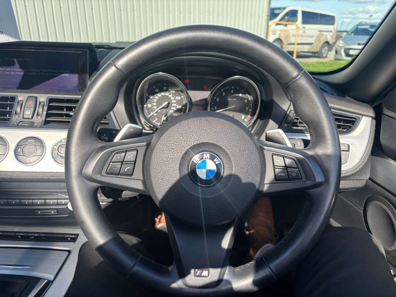 2017 BMW Z4 2017 BMW Z4