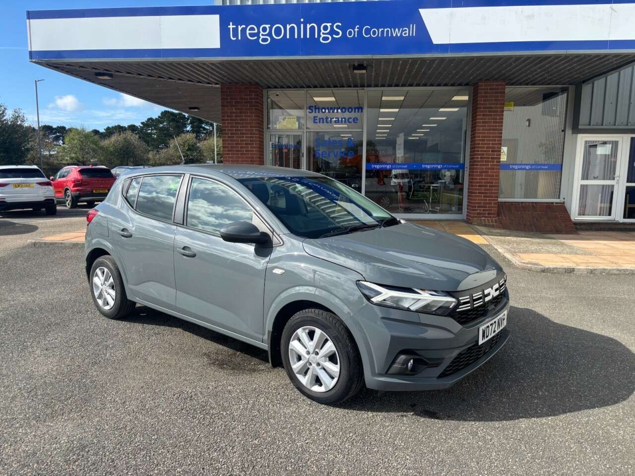A 2023 DACIA SANDERO 1.0 TCe Expression Hatchback 5dr Petrol Manual Euro 6 (s/s) (90 ps) A 2023 DACIA SANDERO 1.0 TCe Expression Hatchback 5dr Petrol Manual Euro 6 (s/s) (90 ps)