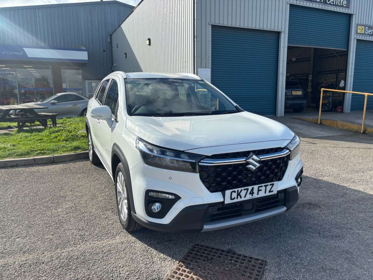 A 2024 SUZUKI S-CROSS 1.4 Boosterjet MHEV Motion SUV 5dr Petrol Hybrid Manual Euro 6 (s/s) (129 p A 2024 SUZUKI S-CROSS 1.4 Boosterjet MHEV Motion SUV 5dr Petrol Hybrid Manual Euro 6 (s/s) (129 p