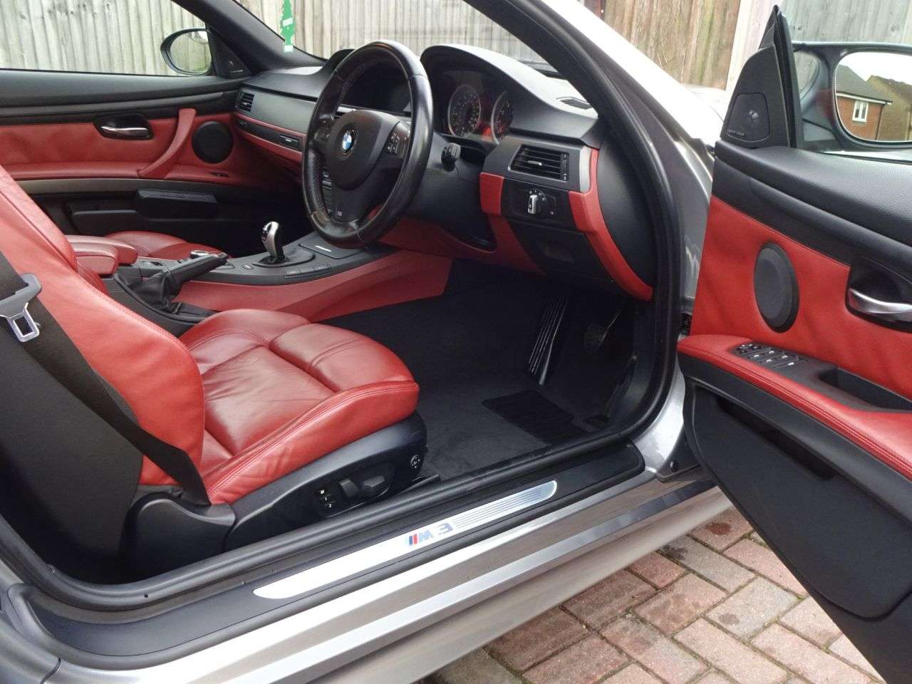 2011 BMW M3 2011 BMW M3