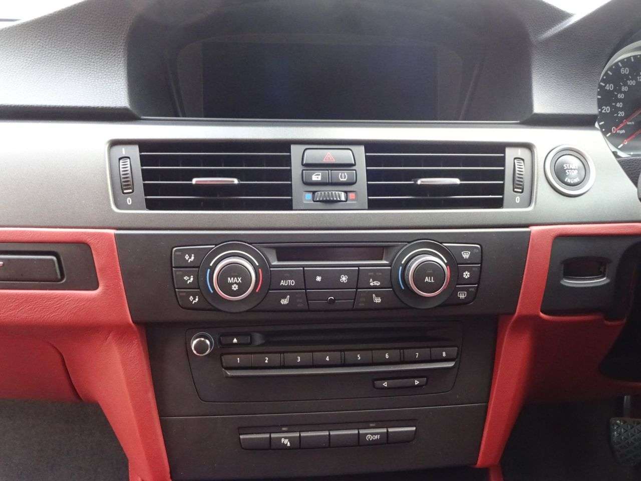 2011 BMW M3 2011 BMW M3