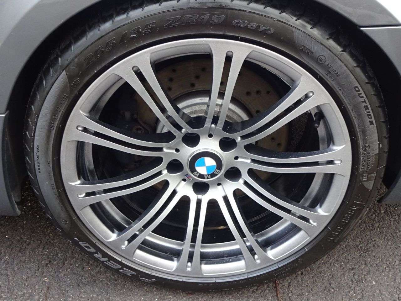 2011 BMW M3 2011 BMW M3