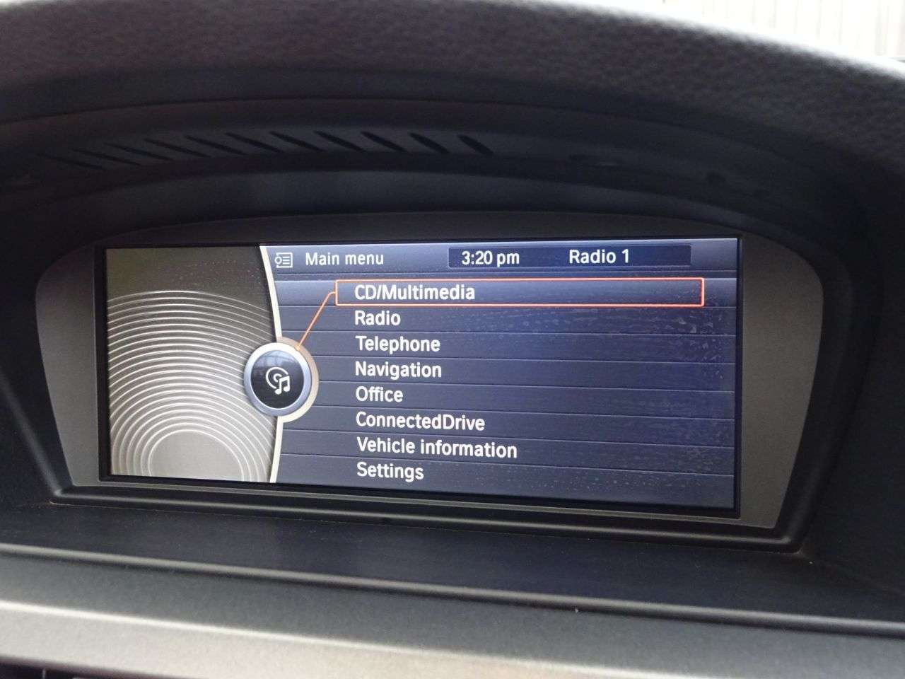 2011 BMW M3 2011 BMW M3