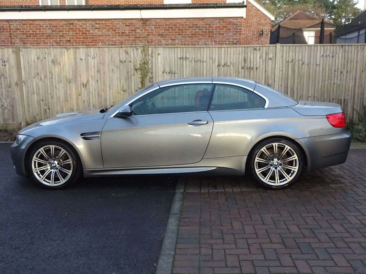 2011 BMW M3 2011 BMW M3