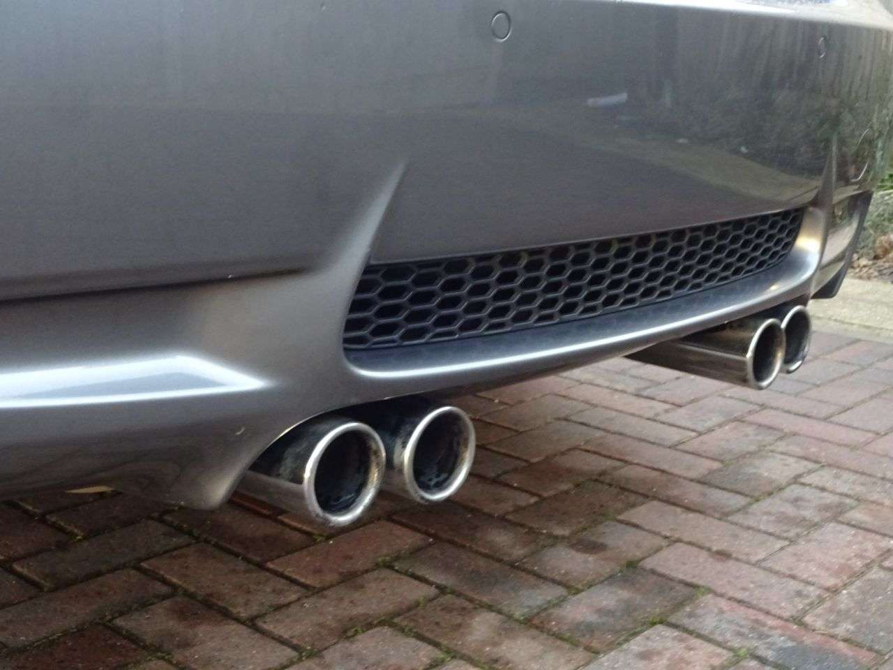 2011 BMW M3 2011 BMW M3