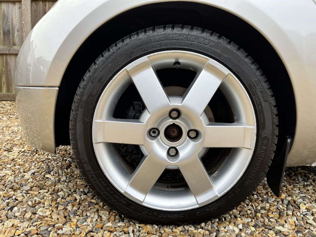 2005 FORD STREET KA 2005 FORD STREET KA