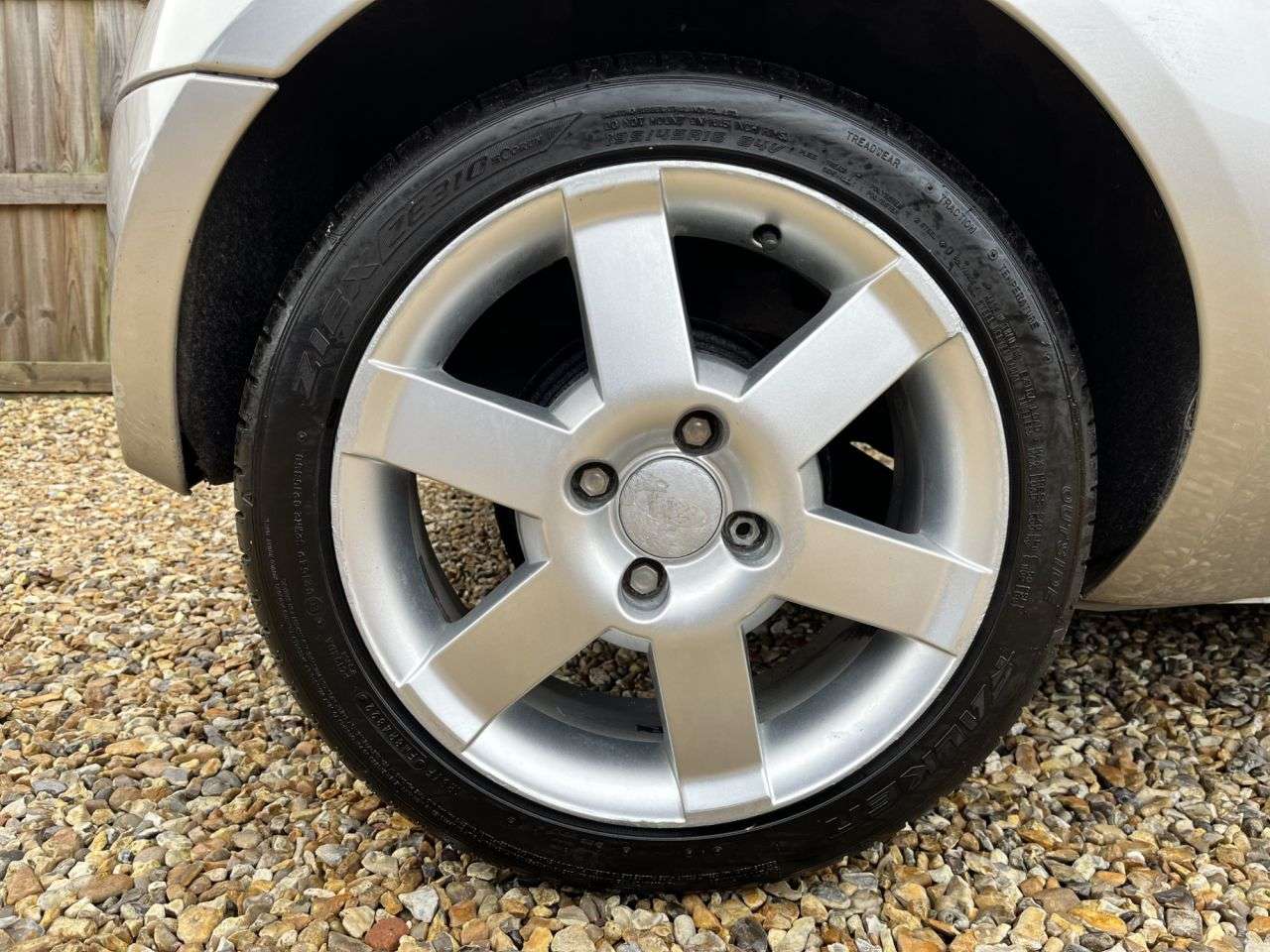 2005 FORD STREET KA 2005 FORD STREET KA