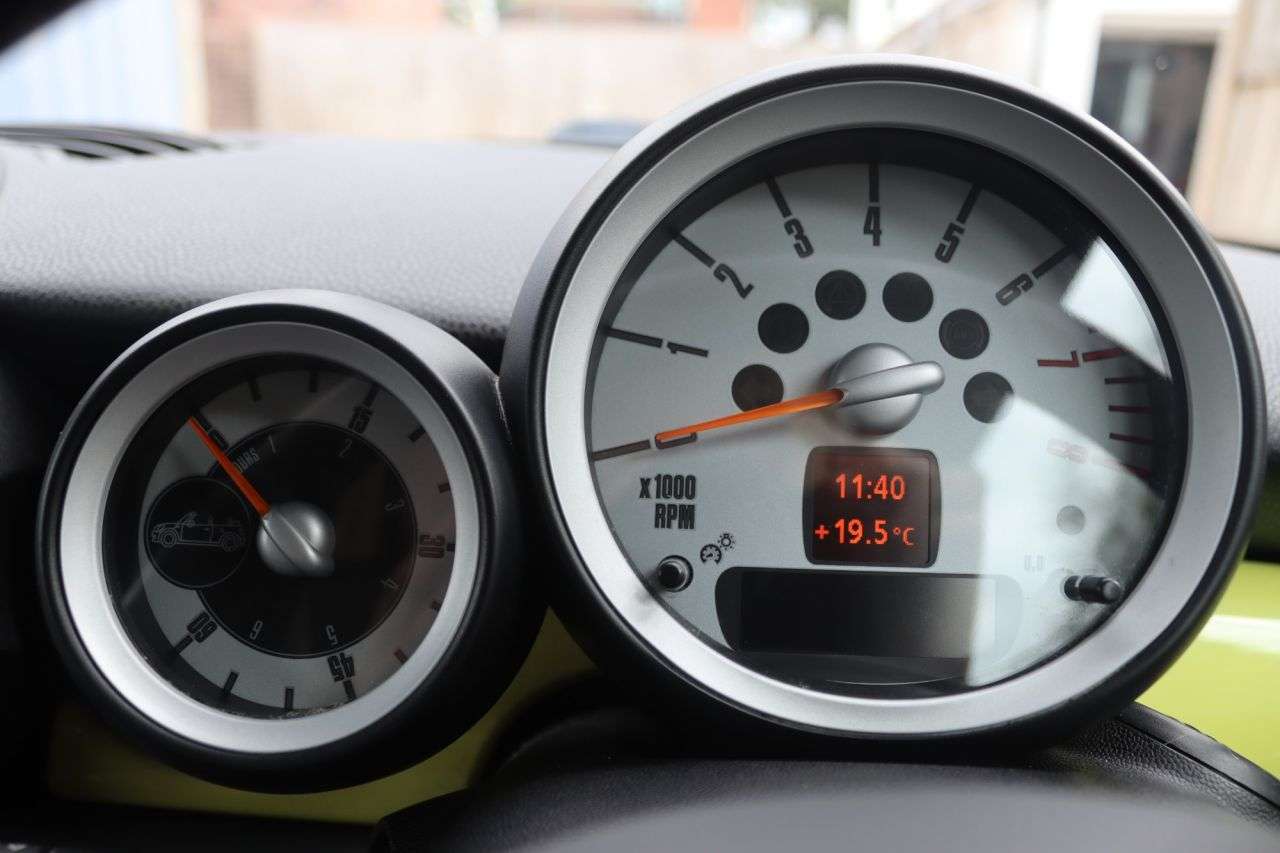 2009 MINI CONVERTIBLE 2009 MINI CONVERTIBLE