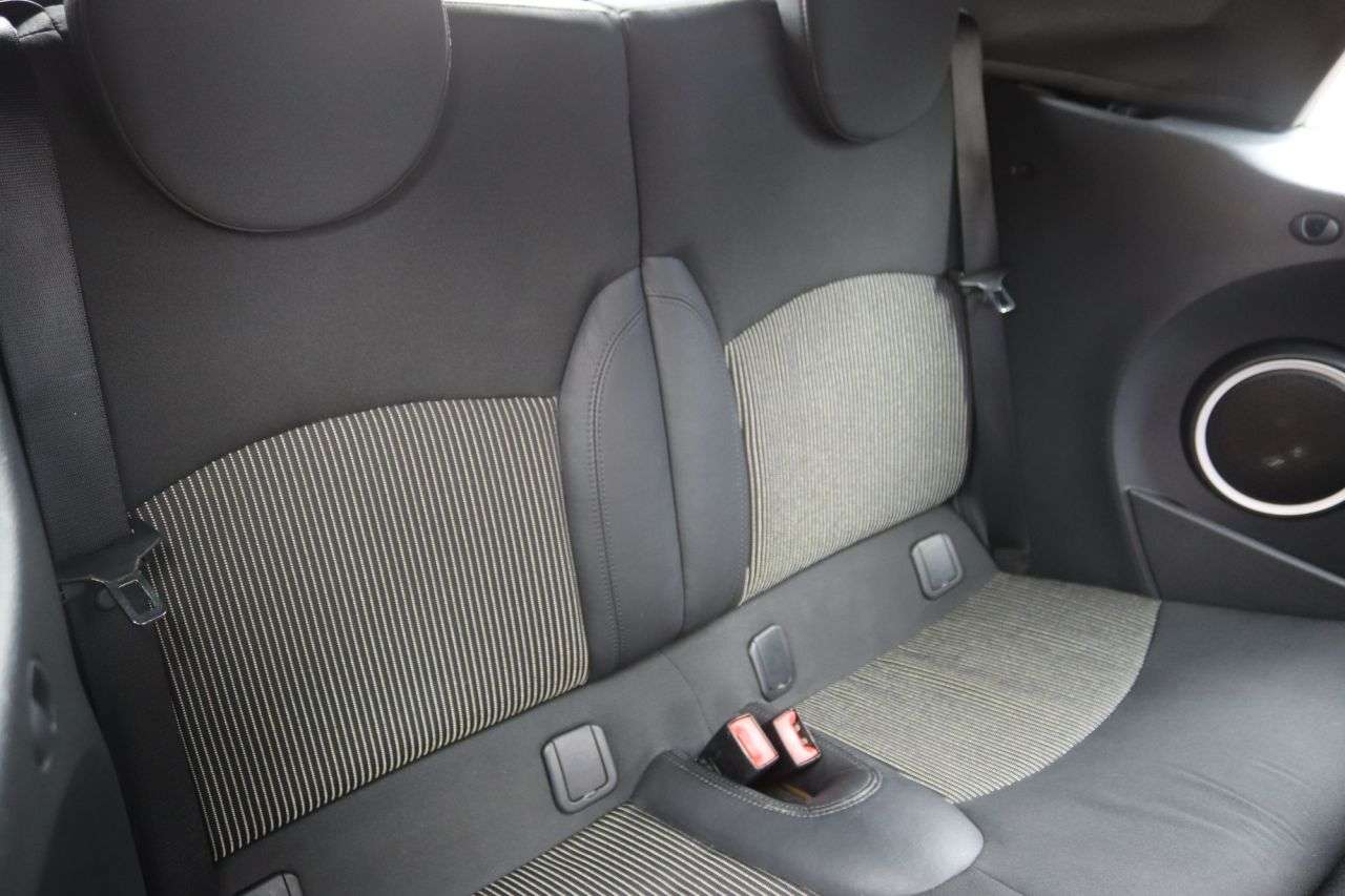 2009 MINI CONVERTIBLE 2009 MINI CONVERTIBLE