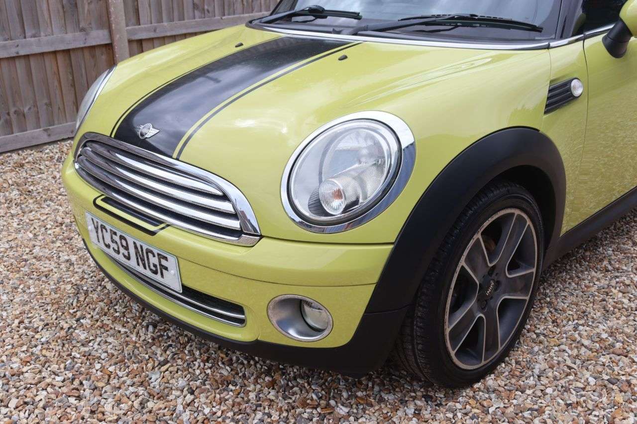 2009 MINI CONVERTIBLE 2009 MINI CONVERTIBLE